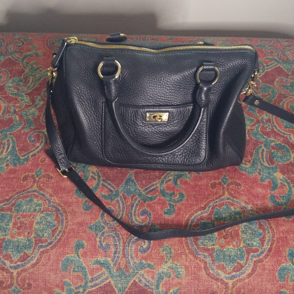 J. Crew Handbags - EUC Black leather handbag jcrew